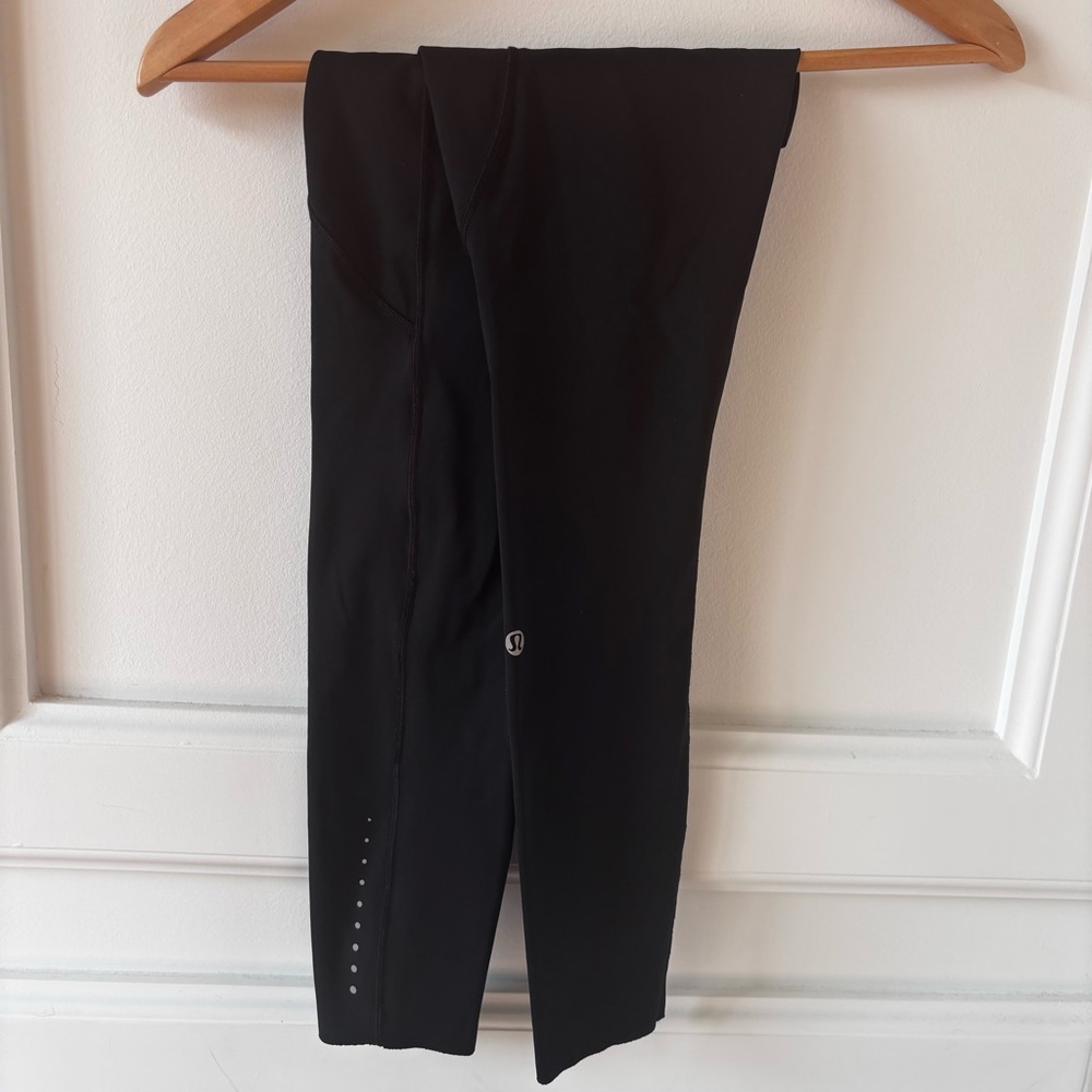 Lululemon Fast and Free Tight Leggings – Black, Size 4 - Picture 4 of 9